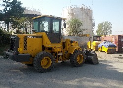 Продажа китайского фронтального погрузчика Foton Lovol FL920-II в Казахстане за 000 $. Фотография 25 Купить фронтальный погрузчик Foton Lovol (Китай) в Алматы, модель FL920-II, цена DDP: 000 $. Фото 25