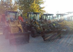 Продажа китайского фронтального погрузчика Foton Lovol FL920-II в Казахстане за 000 $. Фотография 120 Купить фронтальный погрузчик Foton Lovol (Китай) в Алматы, модель FL920-II, цена DDP: 000 $. Фото 120