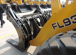 Продажа китайского фронтального погрузчика Foton Lovol FL936E в Казахстане за 000 $. Фотография 57 Купить фронтальный погрузчик Foton Lovol (Китай) в Алматы, модель FL936E, цена DDP: 000 $. Фото 57