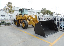 Продажа китайского фронтального погрузчика Foton Lovol FL936E в Казахстане за 000 $. Фотография 60 Купить фронтальный погрузчик Foton Lovol (Китай) в Алматы, модель FL936E, цена DDP: 000 $. Фото 60