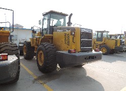 Продажа китайского фронтального погрузчика Foton Lovol FL958G-II в Казахстане за 000 $. Фотография 2 Купить фронтальный погрузчик Foton Lovol (Китай) в Алматы, модель FL958G-II, цена DDP: 000 $. Фото 2