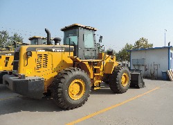 Продажа китайского фронтального погрузчика Foton Lovol FL958G-II в Казахстане за 000 $. Фотография 29 Купить фронтальный погрузчик Foton Lovol (Китай) в Алматы, модель FL958G-II, цена DDP: 000 $. Фото 29