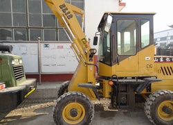 Продажа китайского фронтального погрузчика SDYD, ZL12 в Казахстане за 000 $ $. Фотография 39 Купить фронтальный погрузчик SDYD (Китай) в Алматы, модель ZL12, цена DDP: 000 $ $. Фото 39