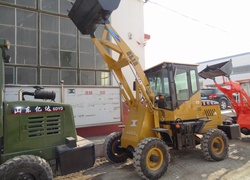 Продажа китайского фронтального погрузчика SDYD, ZL12 в Казахстане за 000 $ $. Фотография 10 Купить фронтальный погрузчик SDYD (Китай) в Алматы, модель ZL12, цена DDP: 000 $ $. Фото 10