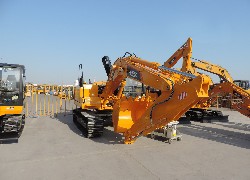 Продажа китайского мини-экскаватора Foton Lovol FR60 в Казахстане за 000 $. Фотография 2 Купить мини-экскаватор Foton Lovol (Китай) в Алматы, модель FR60, цена DDP: 000 $. Фото 2