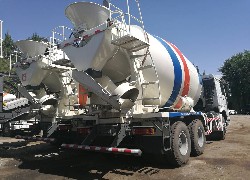 Продажа китайского автобетоносмесителя 9 куб.м ZOOMLION, на шасси HOWO,  в Казахстане за 000 $. Фотография 1 Купить автобетоносмеситель ZOOMLION, на шасси HOWO, (Китай) в Алматы, модель 9 куб.м, цена DDP: 000 $. Фото 1