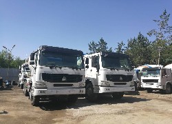 Продажа китайского автобетоносмесителя 9 куб.м ZOOMLION, на шасси HOWO,  в Казахстане за 000 $. Фотография 2 Купить автобетоносмеситель ZOOMLION, на шасси HOWO, (Китай) в Алматы, модель 9 куб.м, цена DDP: 000 $. Фото 2