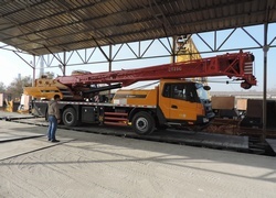 Продажа китайского автокрана Palfinger Sany, QY25C-1 в Казахстане за 000 $. Фотография 63 Купить автокран Palfinger Sany, QY25C-1 в Алматы, цена: 000 $, рассрочка - 6 месяцев. Фото 63