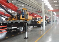 Продажа китайского автокрана Palfinger Sany, QY25C в Казахстане за 000 $. Фотография 26 Купить автокран Palfinger Sany, QY25C в Алматы, цена: 000 $, рассрочка - 6 месяцев. Фото 26