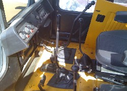 Кабина Бульдозера ЮУЗТ (Россия) в Алматы 3