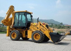 Купить экскаватор-погрузчик SHANMON (Китай) в Алматы, модель WZ30-25, цена DDP: 000 $. Фото 8