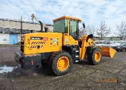 Продажа китайского фронтального погрузчика Aolite, 936B в Казахстане за 000 $. Фотография 31 Купить фронтальный погрузчик Aolite (Китай) в Алматы, модель 936B, цена DDP: 000 $. Фото 31