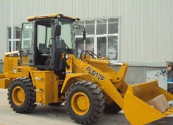 Продажа китайского фронтального погрузчика Foton Lovol, FL917F в Казахстане. Фотография 3 Купить фронтальный погрузчик Foton Lovol (Китай) в Алматы, модель FL917F. Фото 3