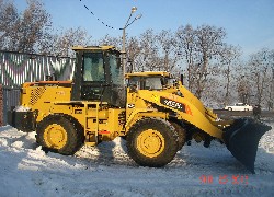 Купить фронтальный погрузчик Foton Lovol (Китай) в Алматы, модель FL935E, цена DDP: 000 $. Фото 17