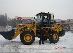 Купить фронтальный погрузчик Foton Lovol (Китай) в Алматы, модель FL935E, цена DDP: 000 $. Фото 35