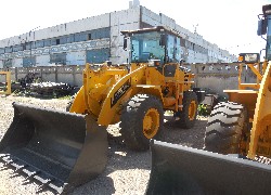 Купить фронтальный погрузчик Foton Lovol (Китай) в Алматы, модель FL935E, цена DDP: 000 $. Фото 39