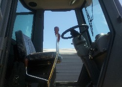 Купить фронтальный погрузчик Foton Lovol (Китай) в Алматы, модель FL935E, цена DDP: 000 $. Фото 68