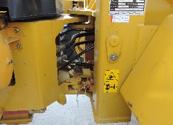 Купить фронтальный погрузчик Foton Lovol (Китай) в Алматы, модель FL955F-II, цена DDP: 000 $. Фото 38