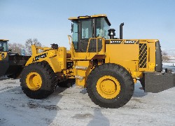 Купить фронтальный погрузчик Foton Lovol (Китай) в Алматы, модель FL955F-II, цена DDP: 000 $. Фото 47