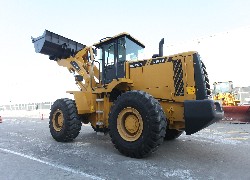 Купить фронтальный погрузчик Foton Lovol (Китай) в Алматы, модель FL956F-II, цена DDP: 000 $. Фото 5