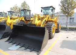 Купить фронтальный погрузчик Foton Lovol (Китай) в Алматы, модель FL956F-II, цена DDP: 000 $. Фото 51