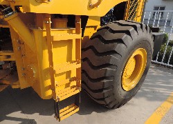 Купить фронтальный погрузчик Foton Lovol (Китай) в Алматы, модель FL956F-II, цена DDP: 000 $. Фото 65