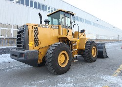 Купить фронтальный погрузчик Foton Lovol (Китай) в Алматы, модель FL956F-II, цена DDP: 000 $. Фото 115