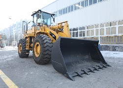 Купить фронтальный погрузчик Foton Lovol (Китай) в Алматы, модель FL956F-II, цена DDP: 000 $. Фото 117