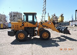 Продажа китайского фронтального погрузчика RONGWEI, ZL920 в Казахстане за 000 $. Фотография 32 Купить фронтальный погрузчик RONGWEI (Китай) в Алматы, модель ZL920, цена DDP: 000 $. Фото 32