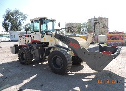 Продажа китайского фронтального погрузчика RONGWEI, ZL942 в Казахстане за 000 $. Фотография 17 Купить фронтальный погрузчик RONGWEI (Китай) в Алматы, модель ZL942, цена DDP: 000 $. Фото 17