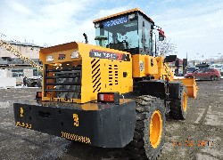 Продажа китайского фронтального погрузчика RONGWEI, ZL942 в Казахстане за 000 $. Фотография 44 Купить фронтальный погрузчик RONGWEI (Китай) в Алматы, модель ZL942, цена DDP: 000 $. Фото 44