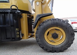 Продажа китайского фронтального погрузчика SDYD, ZL26 в Казахстане за 000 $. Фотография 8 Купить фронтальный погрузчик SDYD (Китай) в Алматы, модель ZL26, цена DDP: 000 $. Фото 8