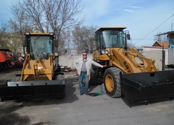 Купить фронтальный погрузчик SDYD (Китай) в Алматы, модель ZL30, цена DDP: 000 $. Фото 94