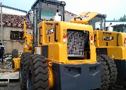 Купить грейдер Foton Lovol (Китай) в Алматы, модель FPY220C, цена DDP: 000 $. Фото 10