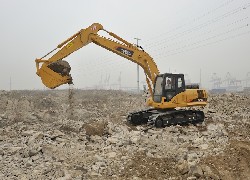 Купить экскаватор Foton Lovol (Китай) в Алматы, модель FR220, цена DDP: 000 $. Фото 2