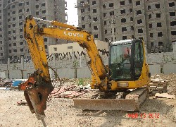 Купить экскаватор Foton Lovol (Китай) в Алматы, модель FR260, цена DDP: 000 $. Фото 2