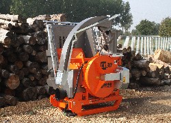 Продажа итальянского измельчителя веток GANDINI, барабанного типа в Казахстане за 000 $. Фотография 4 Купить измельчитель веток GANDINI, барабанного типа в Алматы, цена: 000 $, рассрочка - 6 месяцев. Фото 4