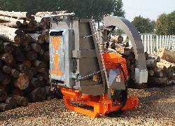 Продажа итальянского измельчителя веток GANDINI, барабанного типа в Казахстане за 000 $. Фотография 5 Купить измельчитель веток GANDINI, барабанного типа в Алматы, цена: 000 $, рассрочка - 6 месяцев. Фото 5