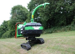 Купить измельчитель веток самоходный гусеничный GreenMech, QuadTruck 160, SafeTruck 19-28 в Алматы, цена: 000 $, рассрочка - 6 месяцев. Фото 1