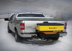 Продажа американского пескоразбрасывательа SnowEX, модель для установки на задний борт в Казахстане за 000 $. Фотография 1 Купить пескоразбрасыватель SnowEX, модель для установки на задний борт в Алматы, цена: 000 $, рассрочка - 6 месяцев. Фото 1