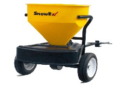 Продажа американского прицепного пескоразбрасывателя SnowEX в Казахстане за 000 $. Фотография 2 Купить прицепной пескоразбрасыватель SnowEX в Алматы, цена: 000 $, рассрочка - 6 месяцев. Фото 2