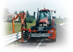 Продажа итальянской косилки на манипулятор FERRI, в Казахстане за 000 $. Фотография 6 Купить косилку на манипуляторе FERRI (тракторный вариант) в Алматы, цена: 000 $, рассрочка - 6 месяцев. Фото 6