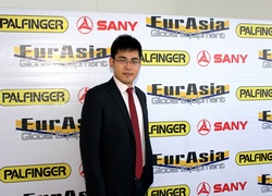 В Алматы 30 октября 2014 года прошла презентация автомобильных кранов PALFINGER SANY. Фотография 6 Презентация-выставка автокранов PALFINGER SANY в Алматы 30.10.2014. Фото 6