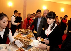 В Алматы 30 октября 2014 года прошла презентация автомобильных кранов PALFINGER SANY. Фотография 23 Презентация-выставка автокранов PALFINGER SANY в Алматы 30.10.2014. Фото 23