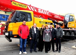 В Алматы 30 октября 2014 года прошла презентация автомобильных кранов PALFINGER SANY. Фотография 41 Презентация-выставка автокранов PALFINGER SANY в Алматы 30.10.2014. Фото 41