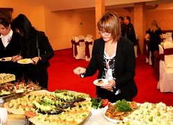 В Алматы 30 октября 2014 года прошла презентация автомобильных кранов PALFINGER SANY. Фотография 43 Презентация-выставка автокранов PALFINGER SANY в Алматы 30.10.2014. Фото 43