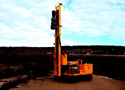 Продажа испанской самоходной сваебойной установки на шасси ArmiVan, модель AI-830, AI-1000 в Казахстане за 000 $. Фотография 7 Купить самоходную сваебойную установку на шасси ArmiVan, модель AI-830, AI-1000 в Алматы, цена: 000 $, рассрочка - 6 месяцев. Фото 7